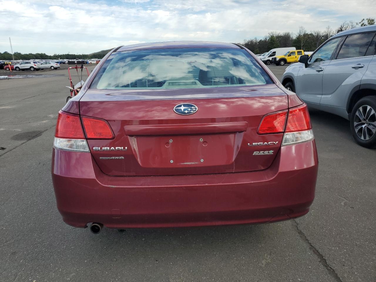 2013 Subaru Legacy 2.5I Premium VIN: 4S3BMBC68D3034717 Lot: 84041055