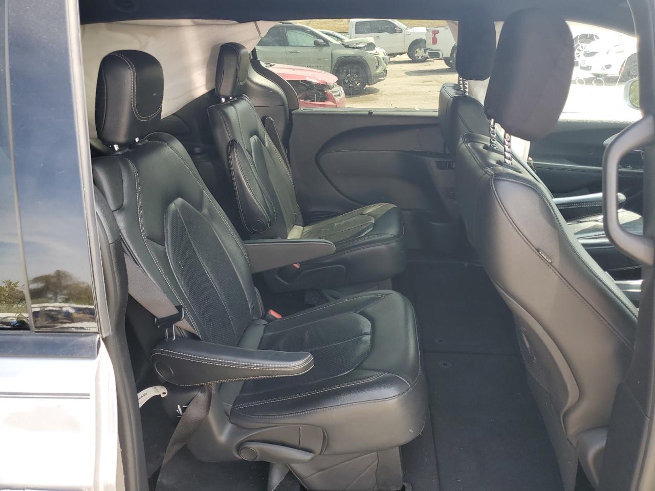 2021 Chrysler Pacifica Touring L VIN: 2C4RC1BG9MR556804 Lot: 80491675