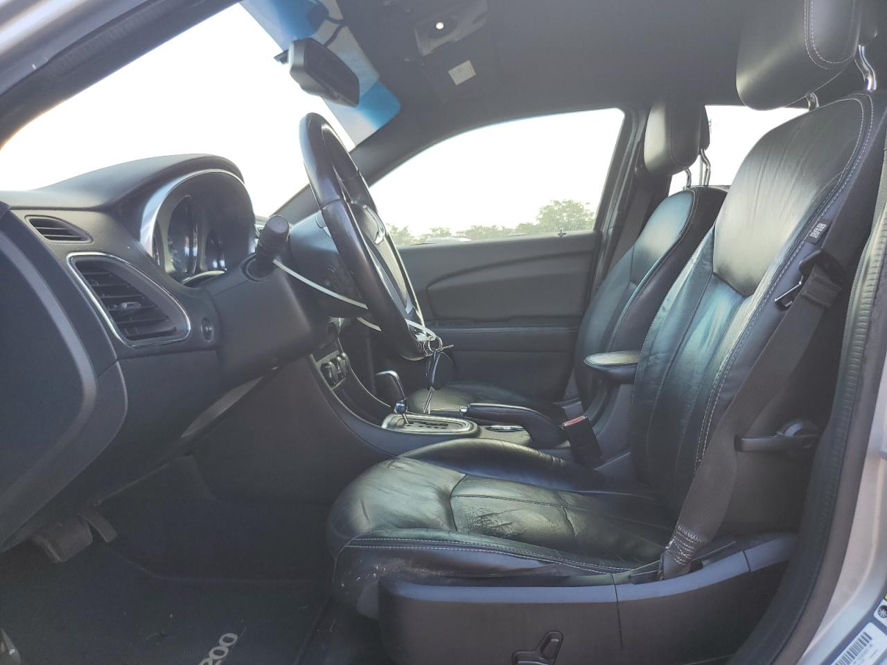 2013 Chrysler 200 Limited VIN: 1C3CCBCG5DN706600 Lot: 82140215