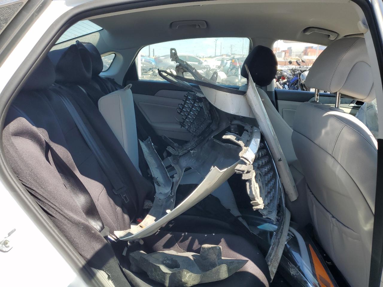 2017 Hyundai Sonata Hybrid VIN: KMHE24L35HA063254 Lot: 80963165