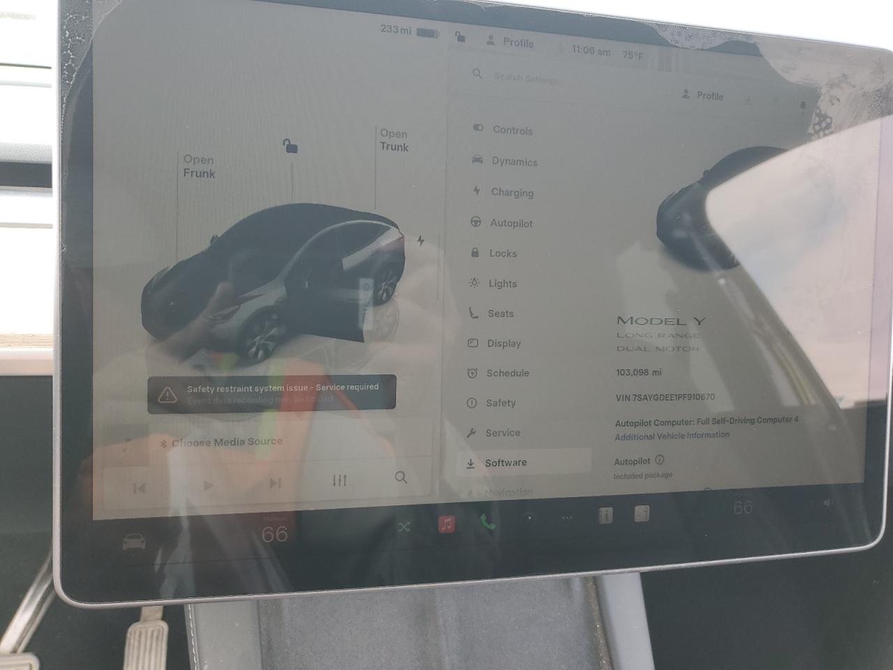 2023 Tesla Model Y VIN: 7SAYGDEE1PF910670 Lot: 81684615