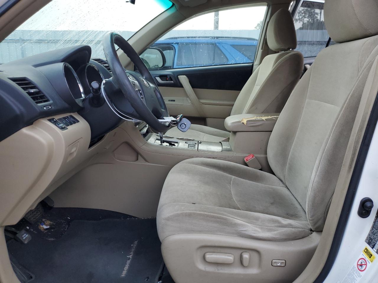 2011 Toyota Highlander Base VIN: 5TDBK3EH8BS063754 Lot: 71721885