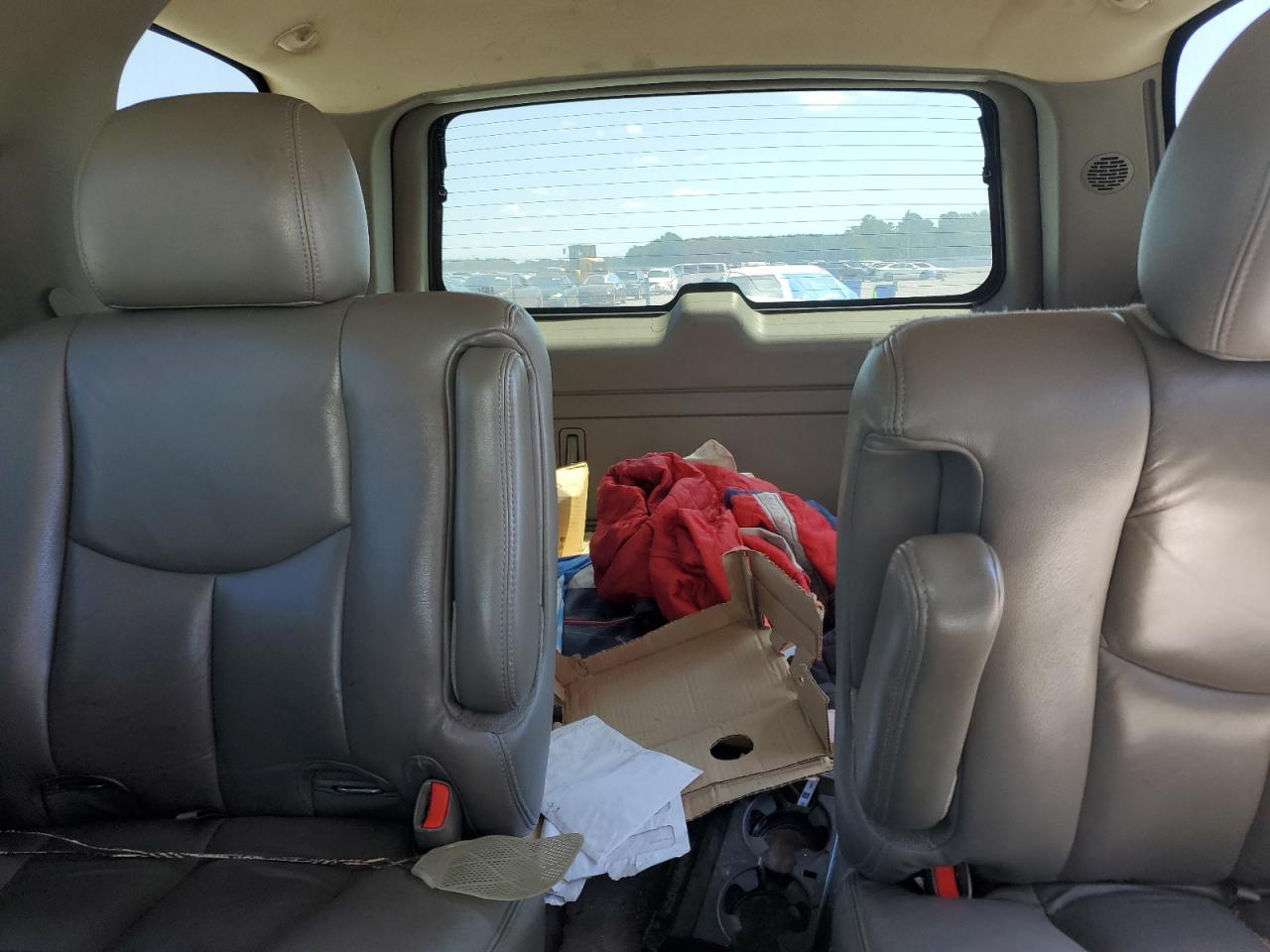 2006 Chevrolet Tahoe C1500 VIN: 1GNEC13T06J106404 Lot: 70981075