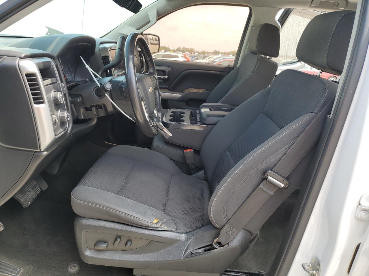 2018 Chevrolet Silverado K1500 Lt VIN: 3GCUKREC6JG283424 Lot: 71541735