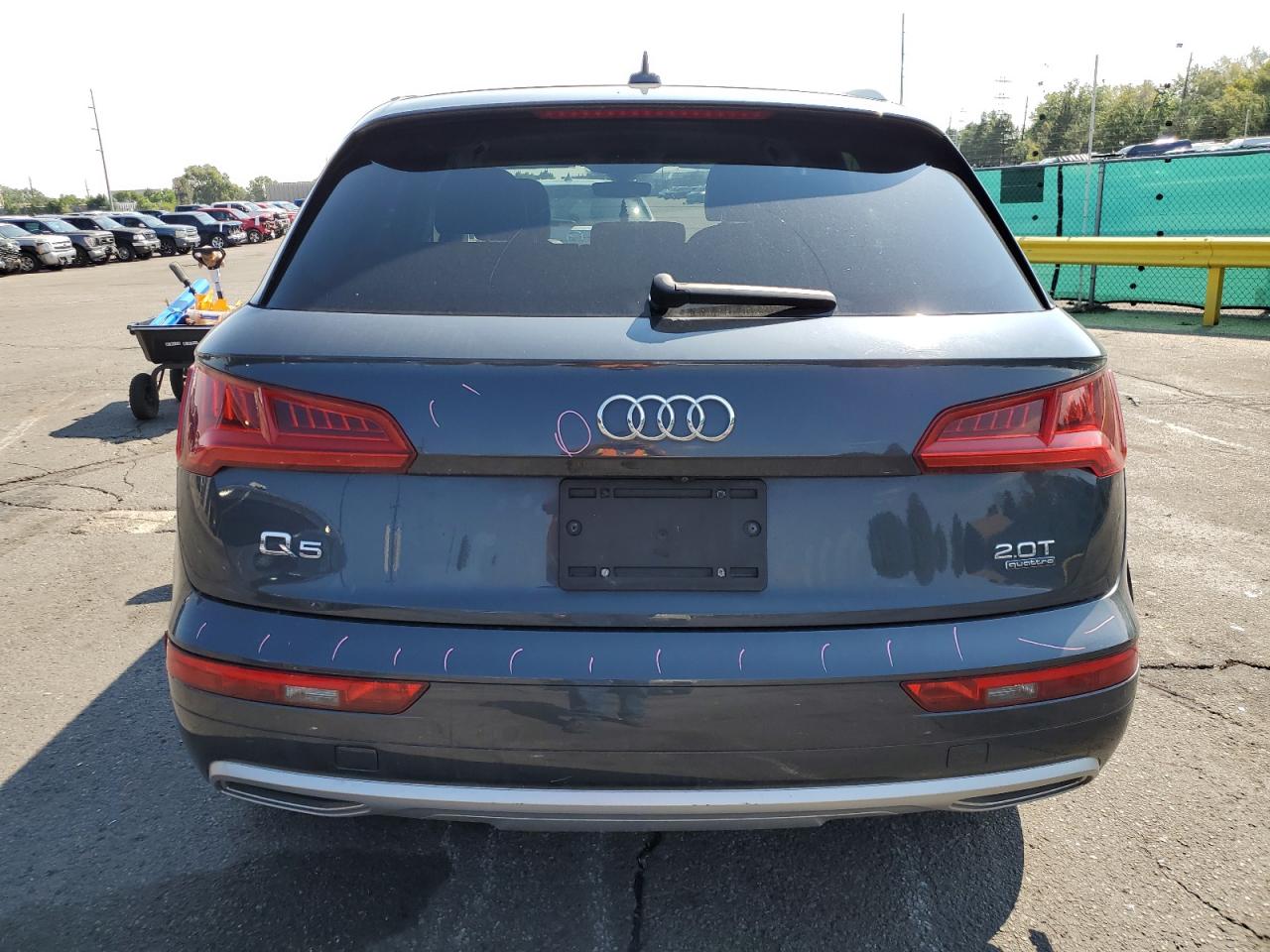 2018 Audi Q5 Premium VIN: WA1ANAFY0J2175017 Lot: 70945885