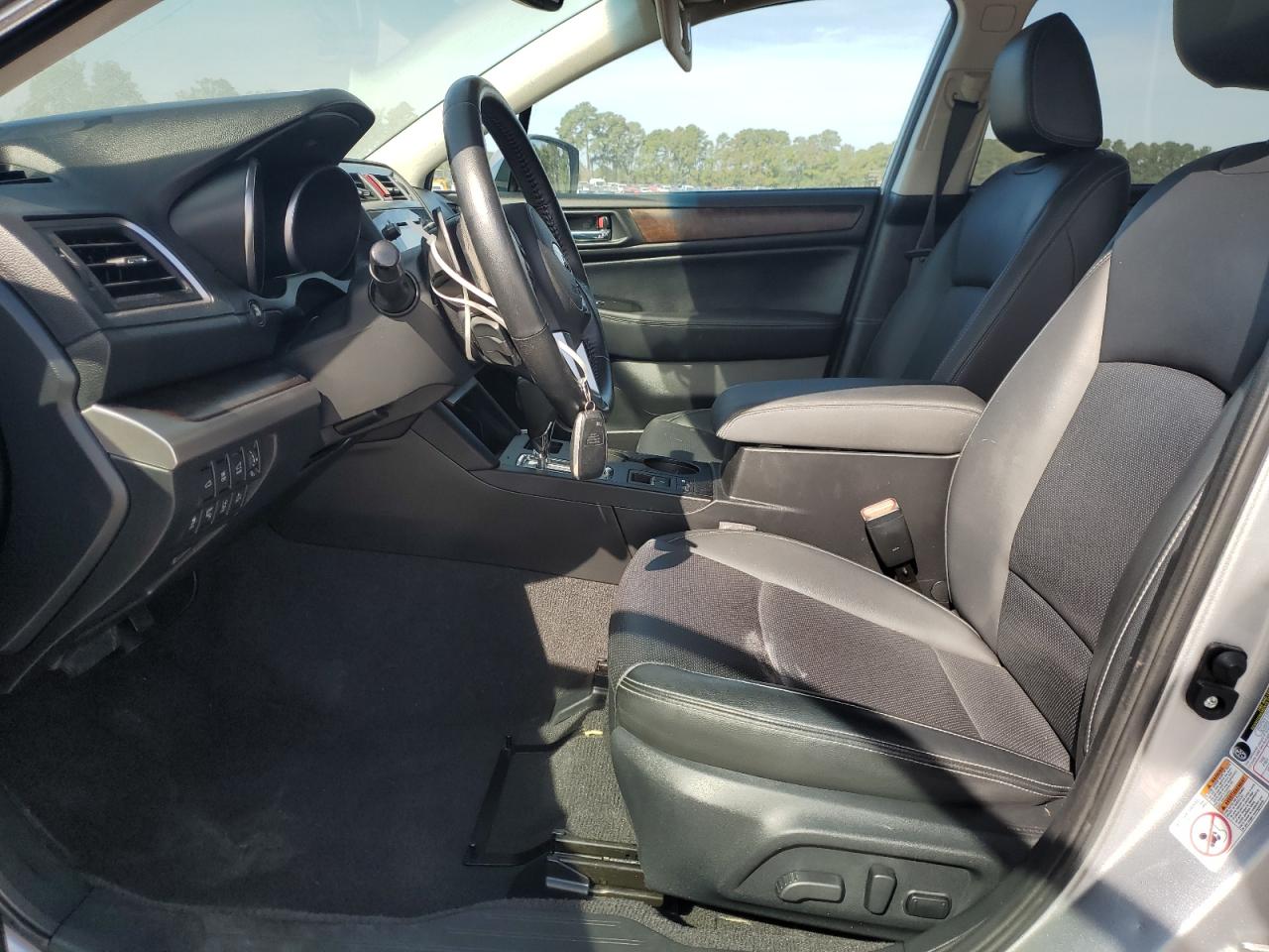 2015 Subaru Outback 2.5I Limited VIN: 4S4BSANC1F3299738 Lot: 81557485