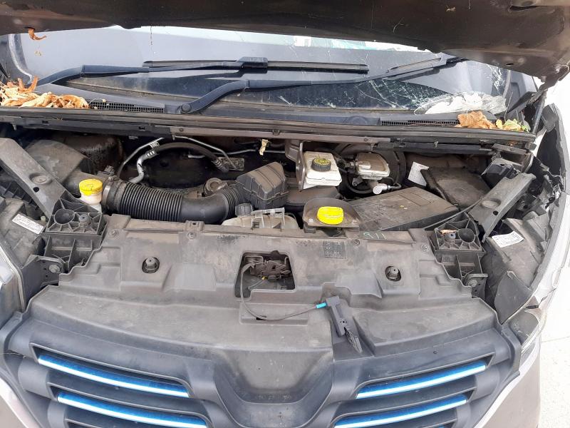 2015 RENAULT TRAFIC SL27 SPORT DCI 