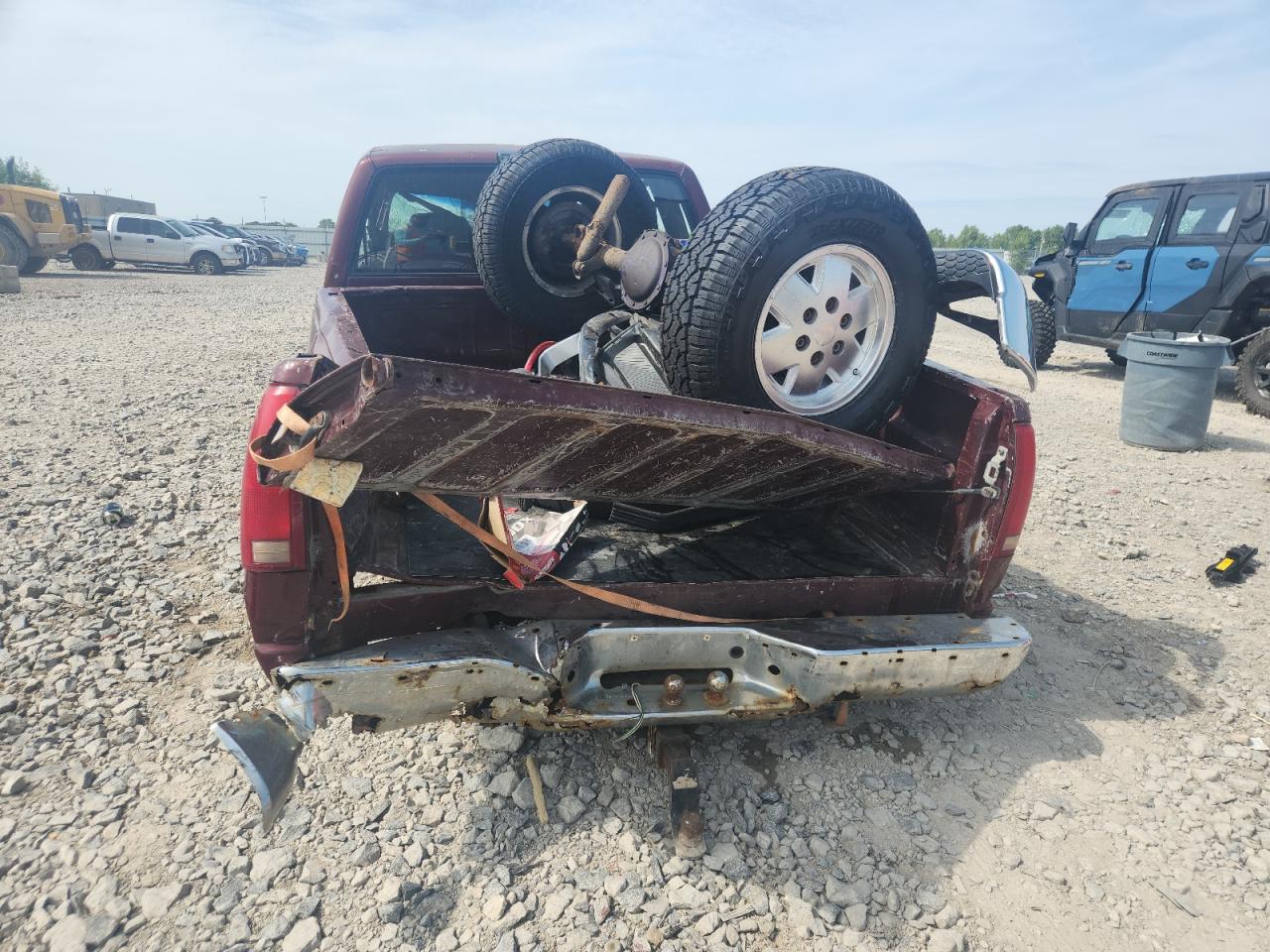 1997 Chevrolet Gmt-400 K1500 VIN: 1GCEK19W6VE220735 Lot: 71931455