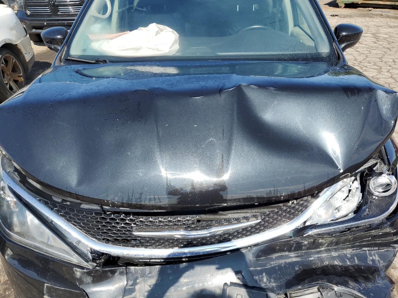 2018 Chrysler Pacifica Touring L VIN: 2C4RC1BG0JR154181 Lot: 71417845