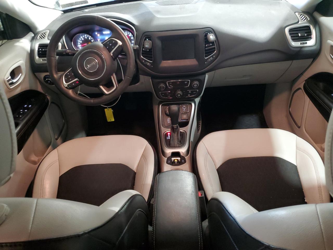 2019 Jeep Compass Latitude VIN: 3C4NJDBB3KT653419 Lot: 71898195