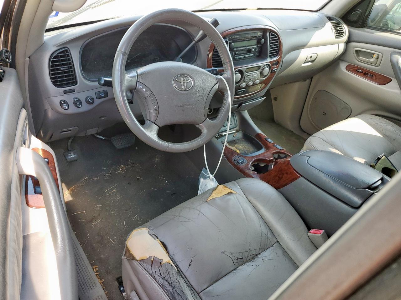 2005 Toyota Sequoia Limited VIN: 5TDZT38A25S257842 Lot: 84286065
