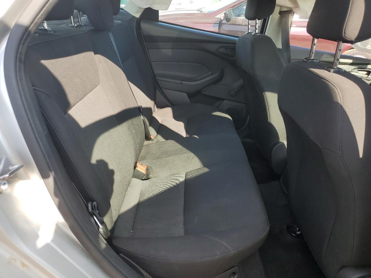 2017 Ford Focus S VIN: 1FADP3E28HL336441 Lot: 81058185