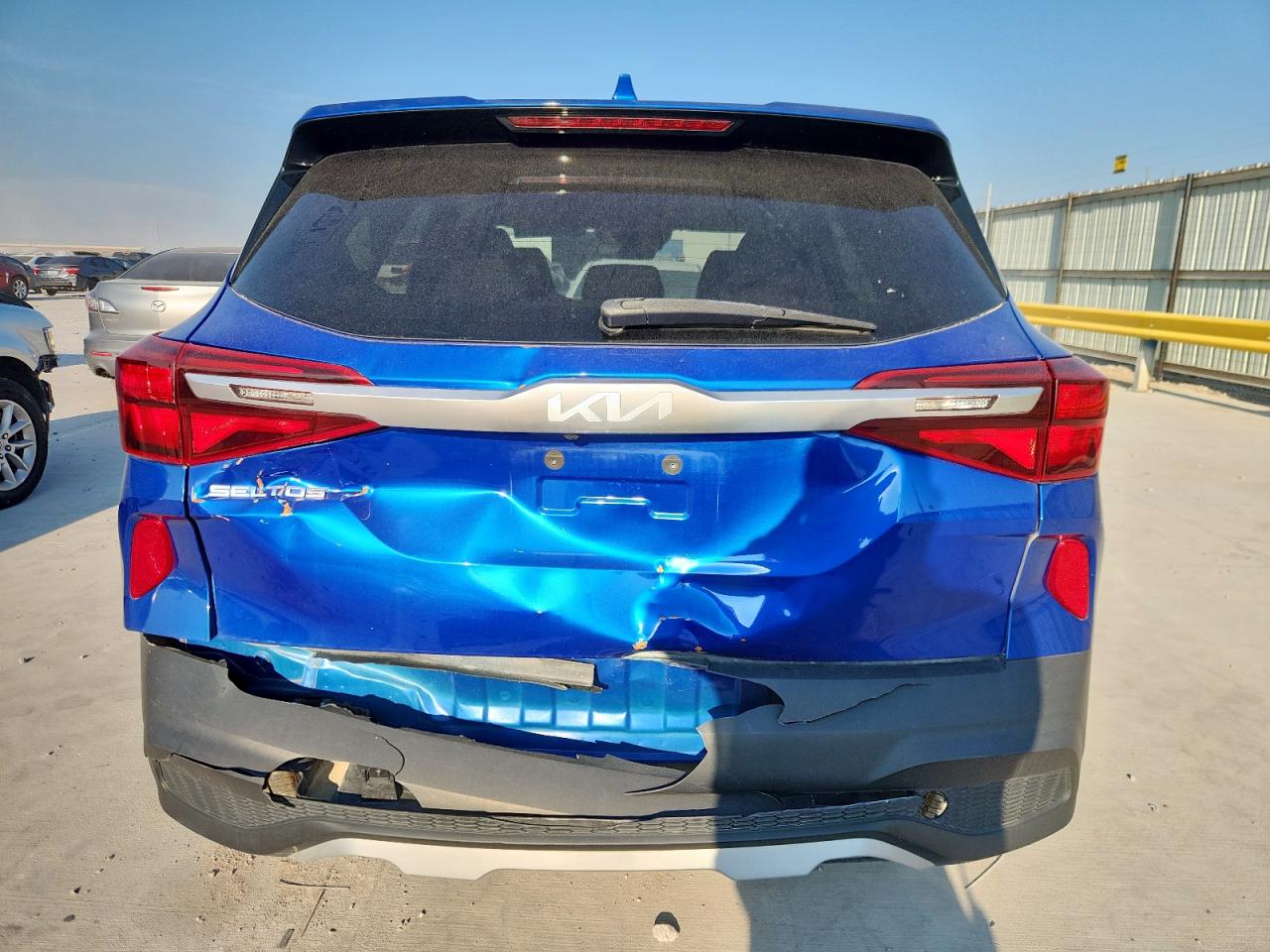 2023 Kia Seltos Lx VIN: KNDEPCAA2P7369678 Lot: 80702685