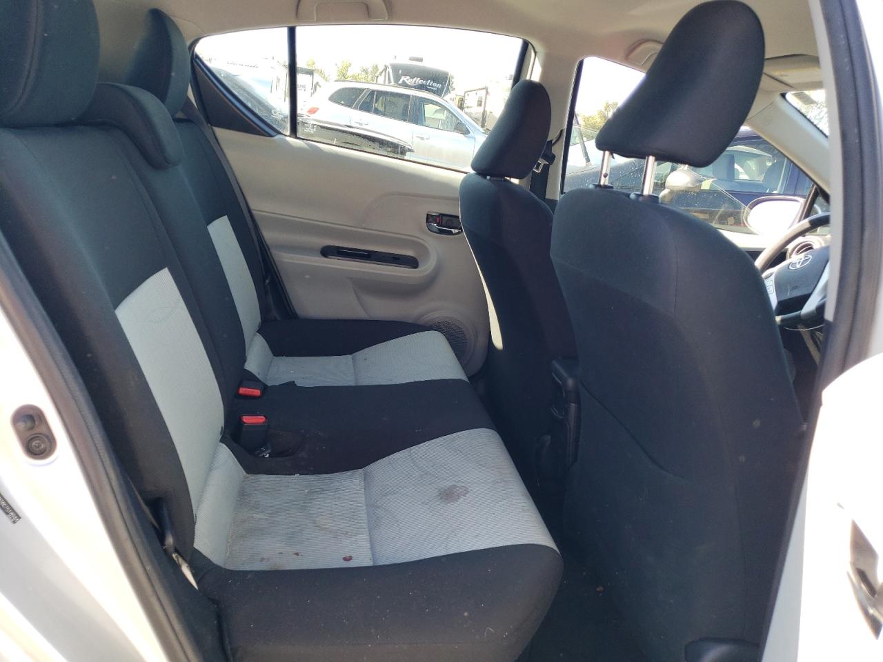 2012 Toyota Prius C VIN: JTDKDTB38C1518944 Lot: 80926965