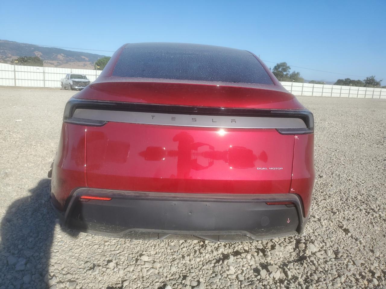 2026 Tesla Model Y VIN: 7SAYGDEE0TF349971 Lot: 81523605