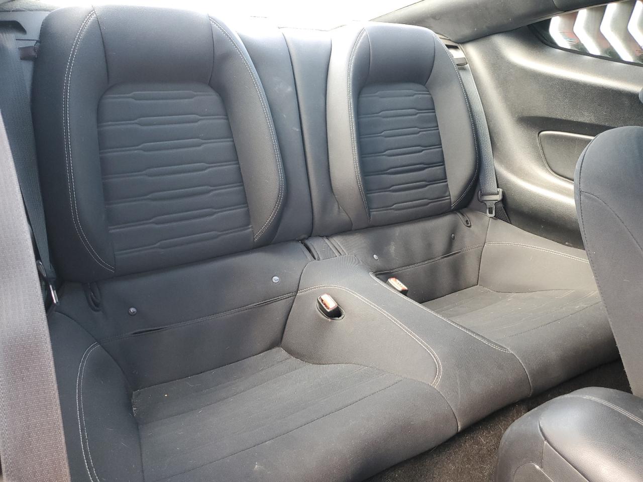 2017 Ford Mustang VIN: 1FA6P8THXH5238433 Lot: 81774355