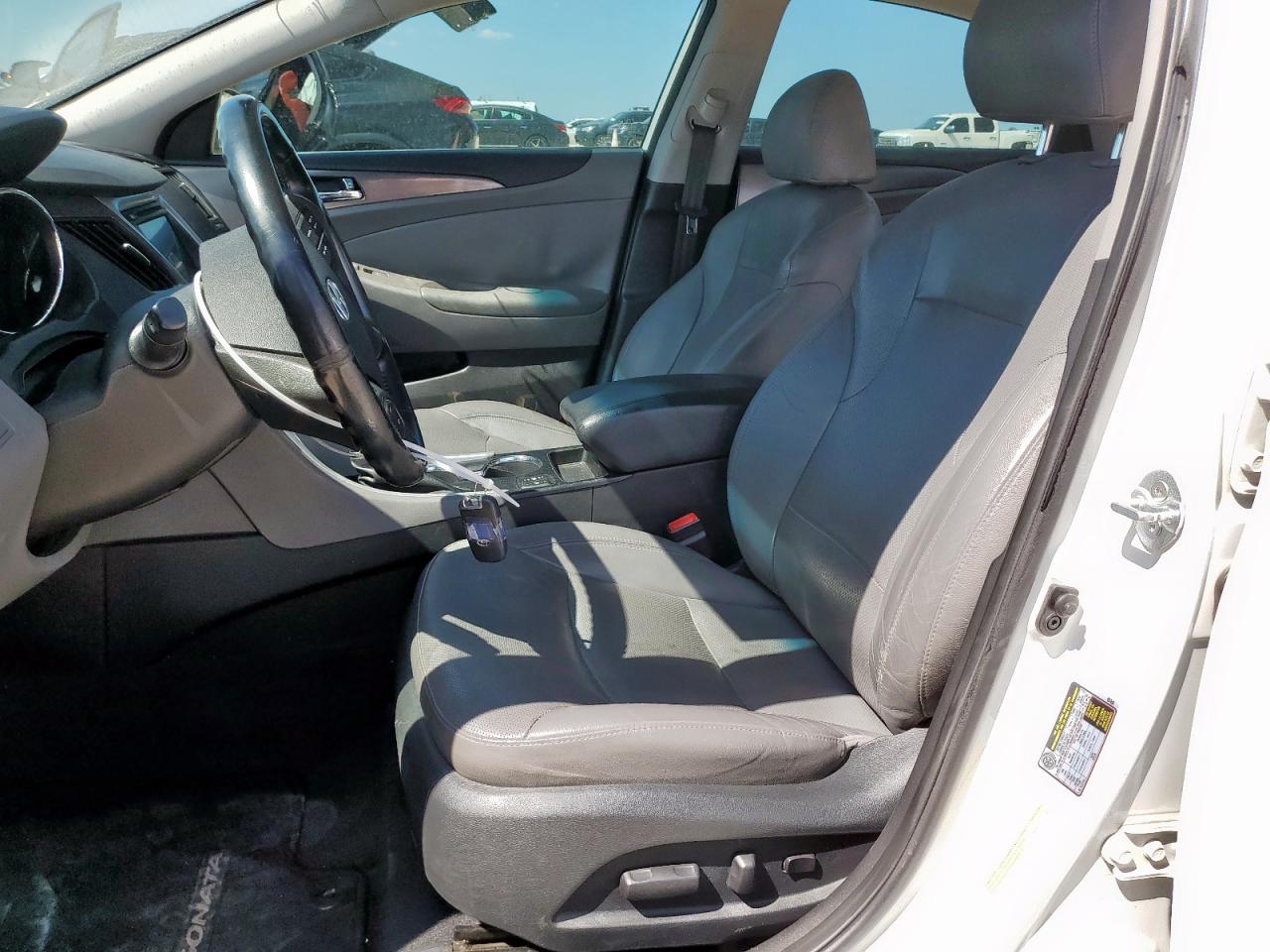 2013 Hyundai Sonata Hybrid VIN: KMHEC4A41DA099607 Lot: 71131445