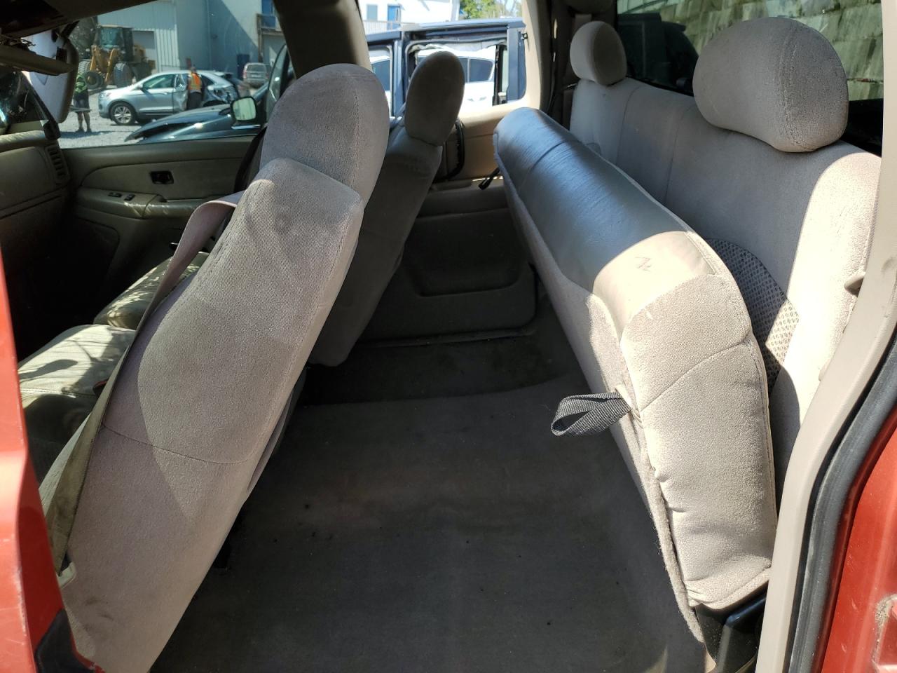 2001 Chevrolet Silverado K1500 VIN: 2GCEK19V811382000 Lot: 71607905