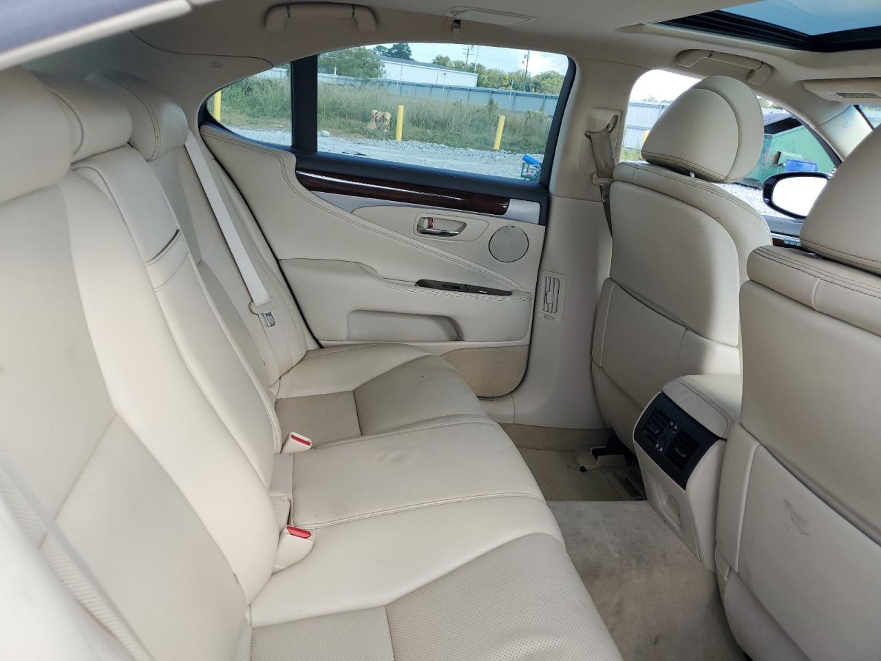 2017 Lexus Ls 460 VIN: JTHBL5EFXH5143934 Lot: 84199555