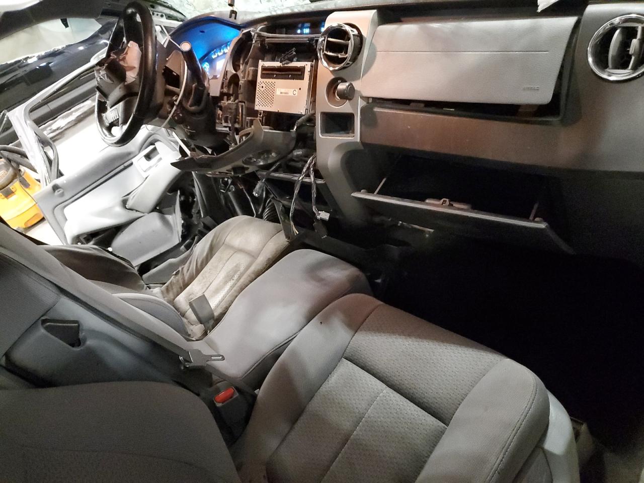 2011 Ford F150 Supercrew VIN: 1FTFW1EF8BKD04101 Lot: 81013085