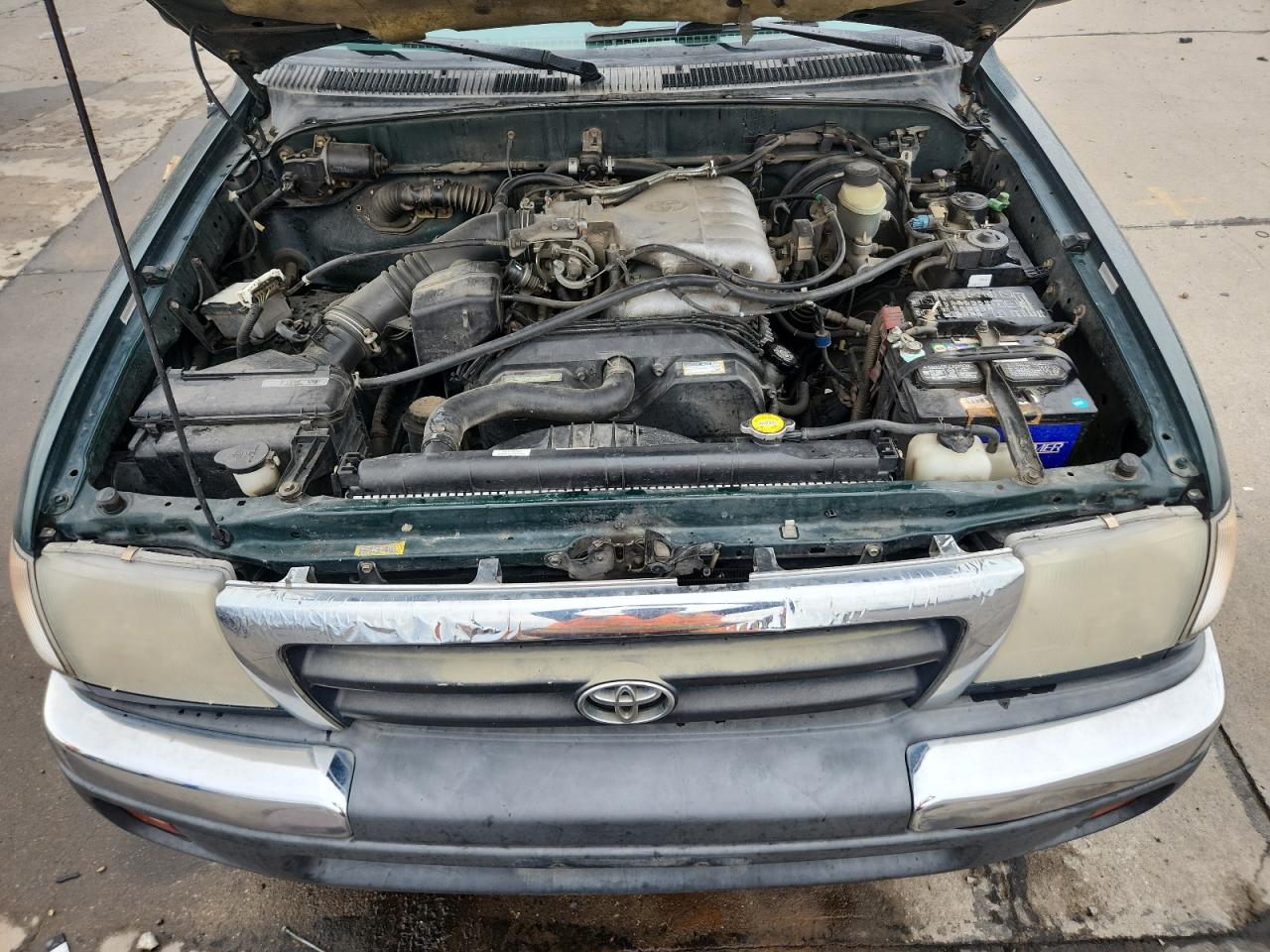 2000 Toyota Tacoma Xtracab VIN: 4TAWN72N3YZ676085 Lot: 81598095