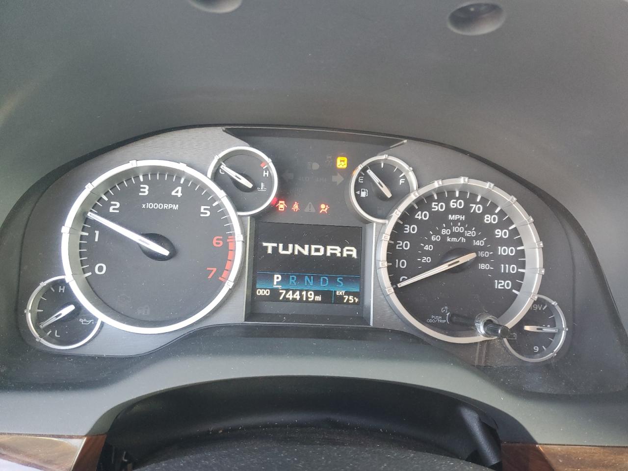 2017 Toyota Tundra Crewmax Limited VIN: 5TFFW5F12HX220149 Lot: 80962575