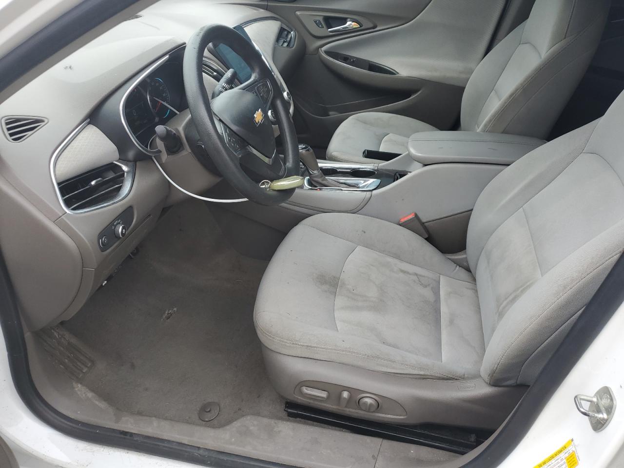 2018 Chevrolet Malibu Lt VIN: 1G1ZD5ST5JF186898 Lot: 82144595