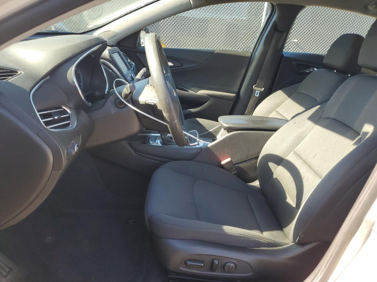 2017 Chevrolet Malibu Hybrid VIN: 1G1ZJ5SU7HF102172 Lot: 84728395