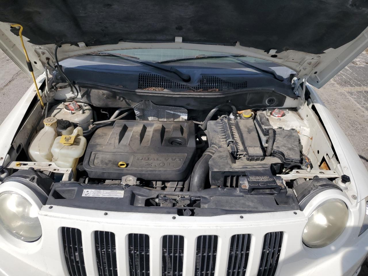 2008 Jeep Compass VIN: 1J8FT47057D237268 Lot: 80384205