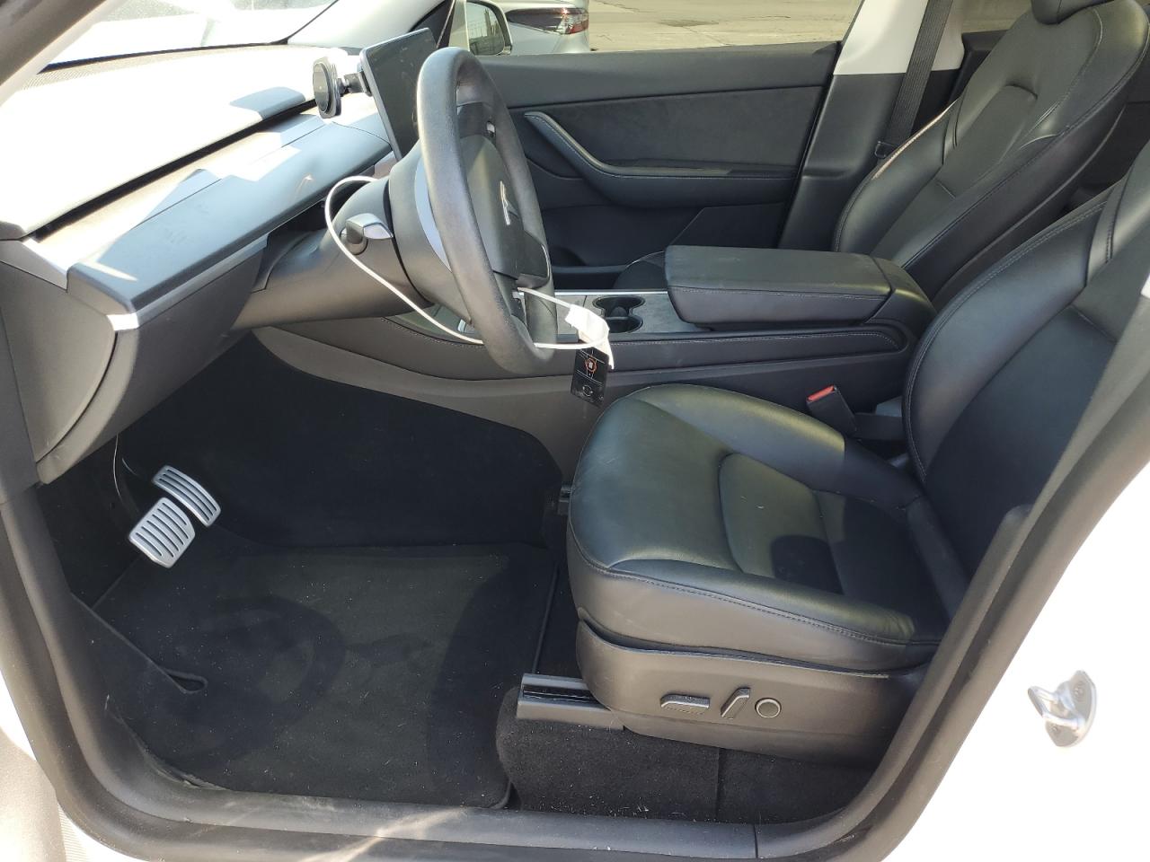 2022 Tesla Model Y VIN: 7SAYGDEF2NF501101 Lot: 71231985