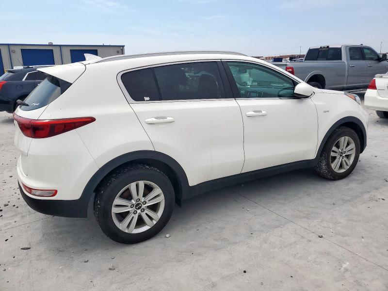  KIA SPORTAGE 2017 Белы