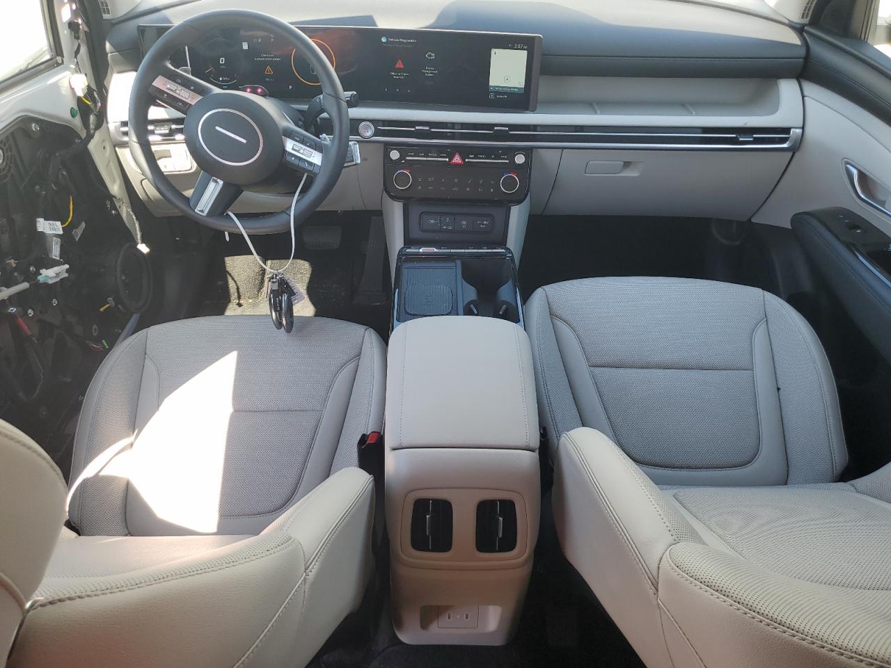 2025 Hyundai Tucson Limited VIN: KM8JEDD18SU323977 Lot: 81184615