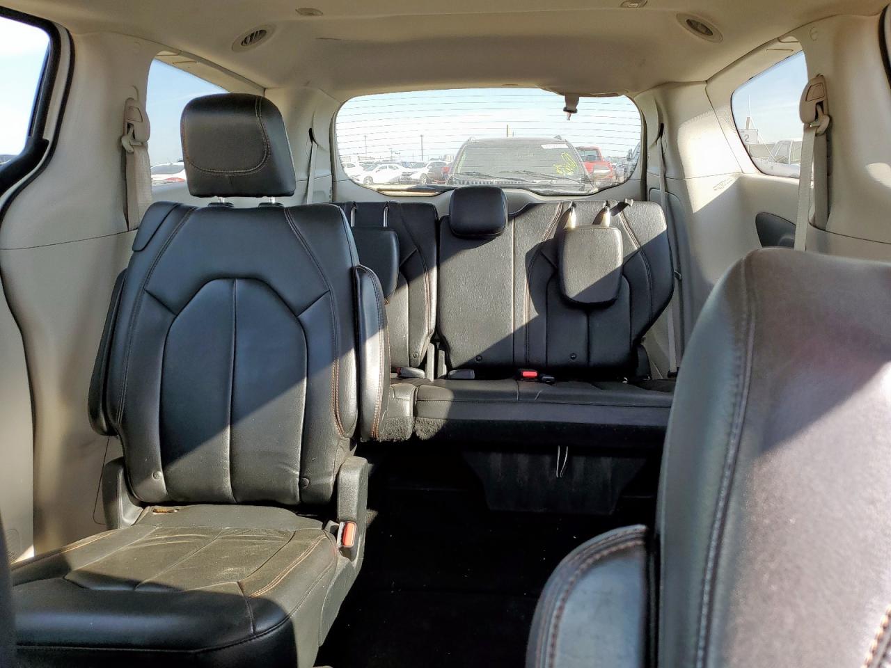 2017 Chrysler Pacifica Touring L VIN: 2C4RC1BG0HR533871 Lot: 71681415