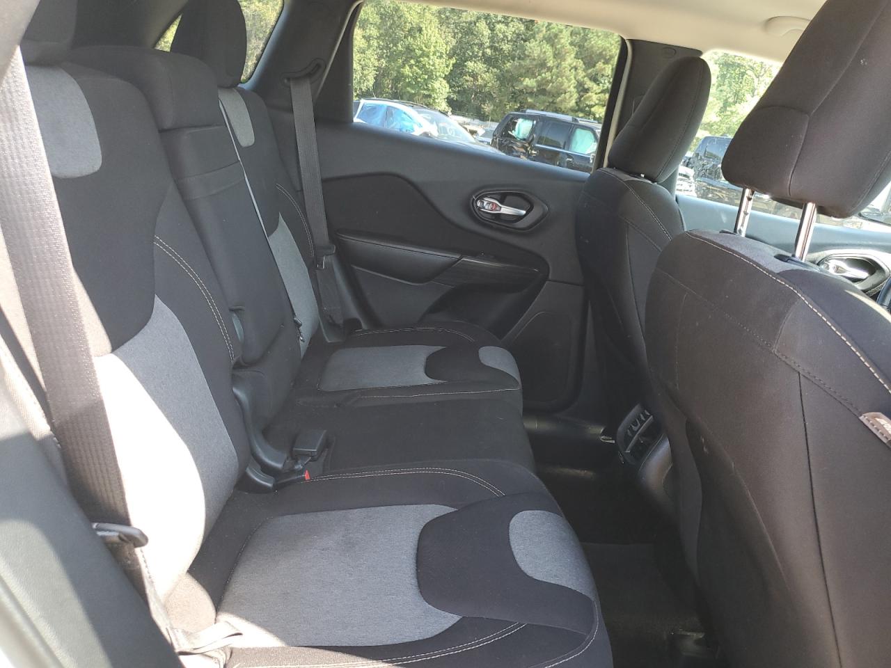 2016 Jeep Cherokee Sport VIN: 1C4PJMAB0GW205344 Lot: 81095895