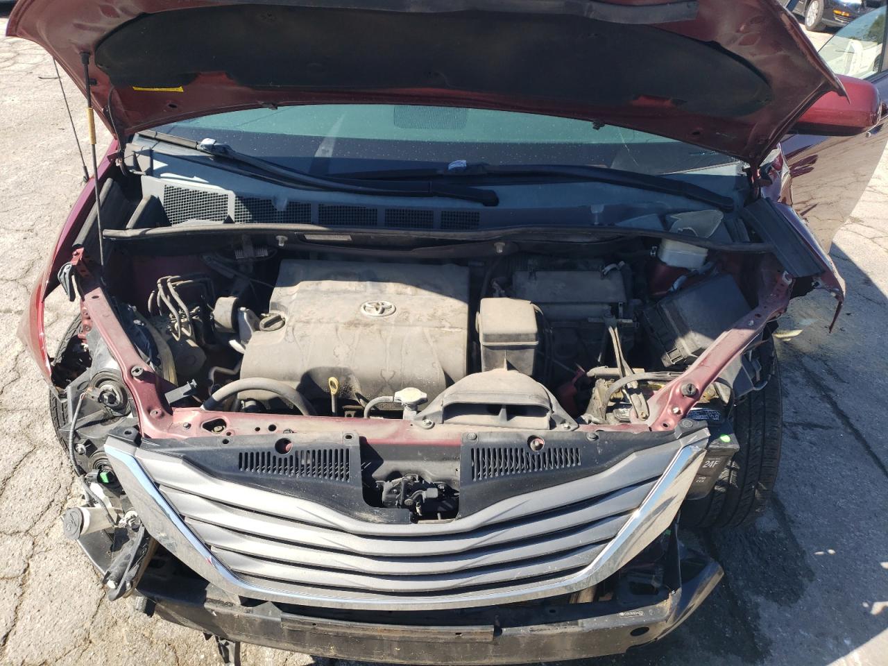 2014 Toyota Sienna Xle VIN: 5TDYK3DC8ES443133 Lot: 84273065