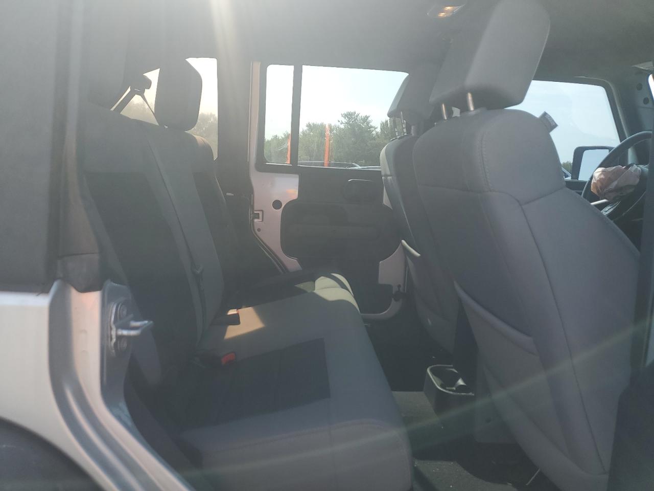 2010 Jeep Wrangler Unlimited Sport VIN: 1J4HA3H11AL124965 Lot: 82073565