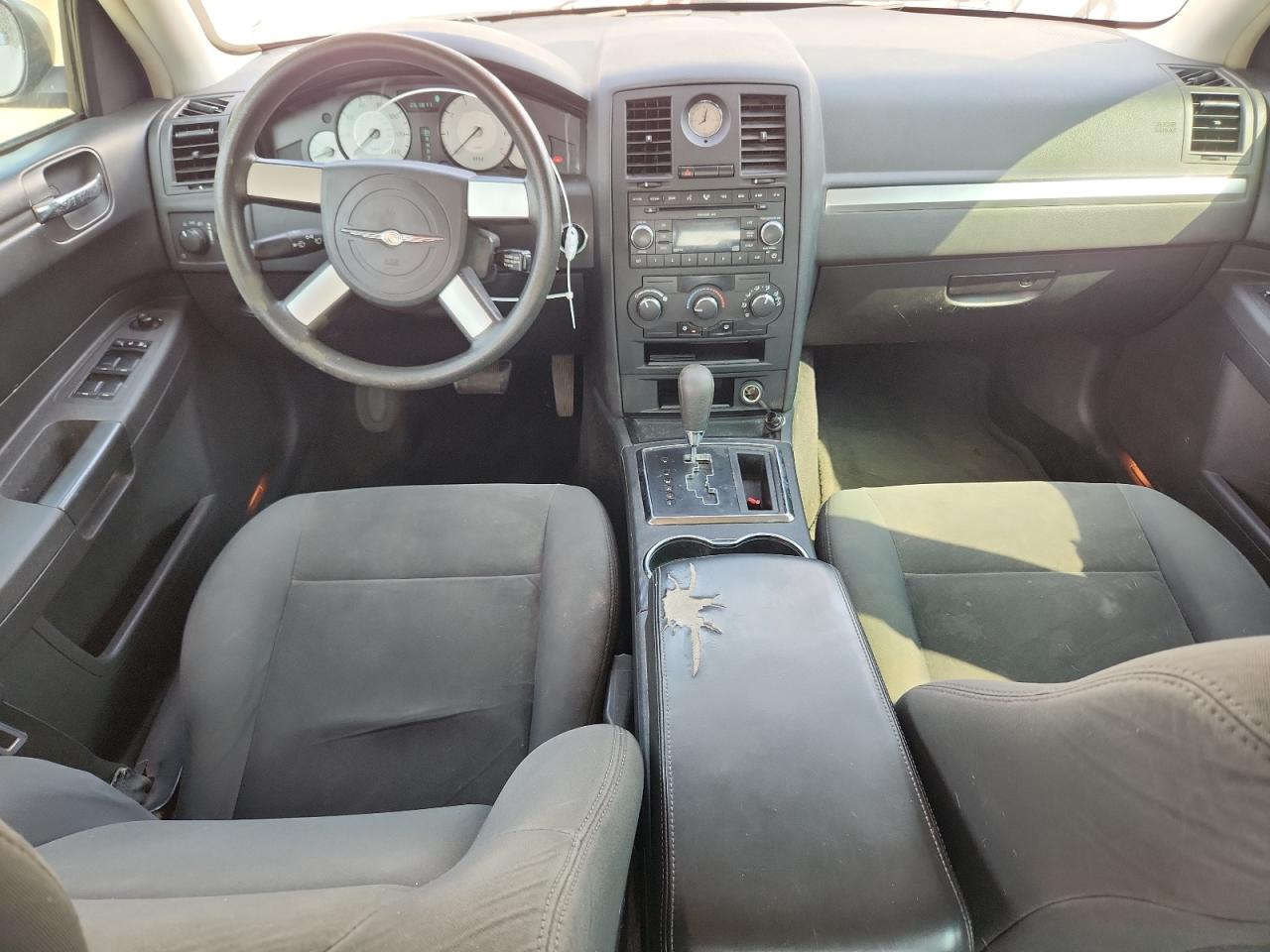 2008 Chrysler 300 Lx VIN: 2C3KA43R68H189661 Lot: 71284345