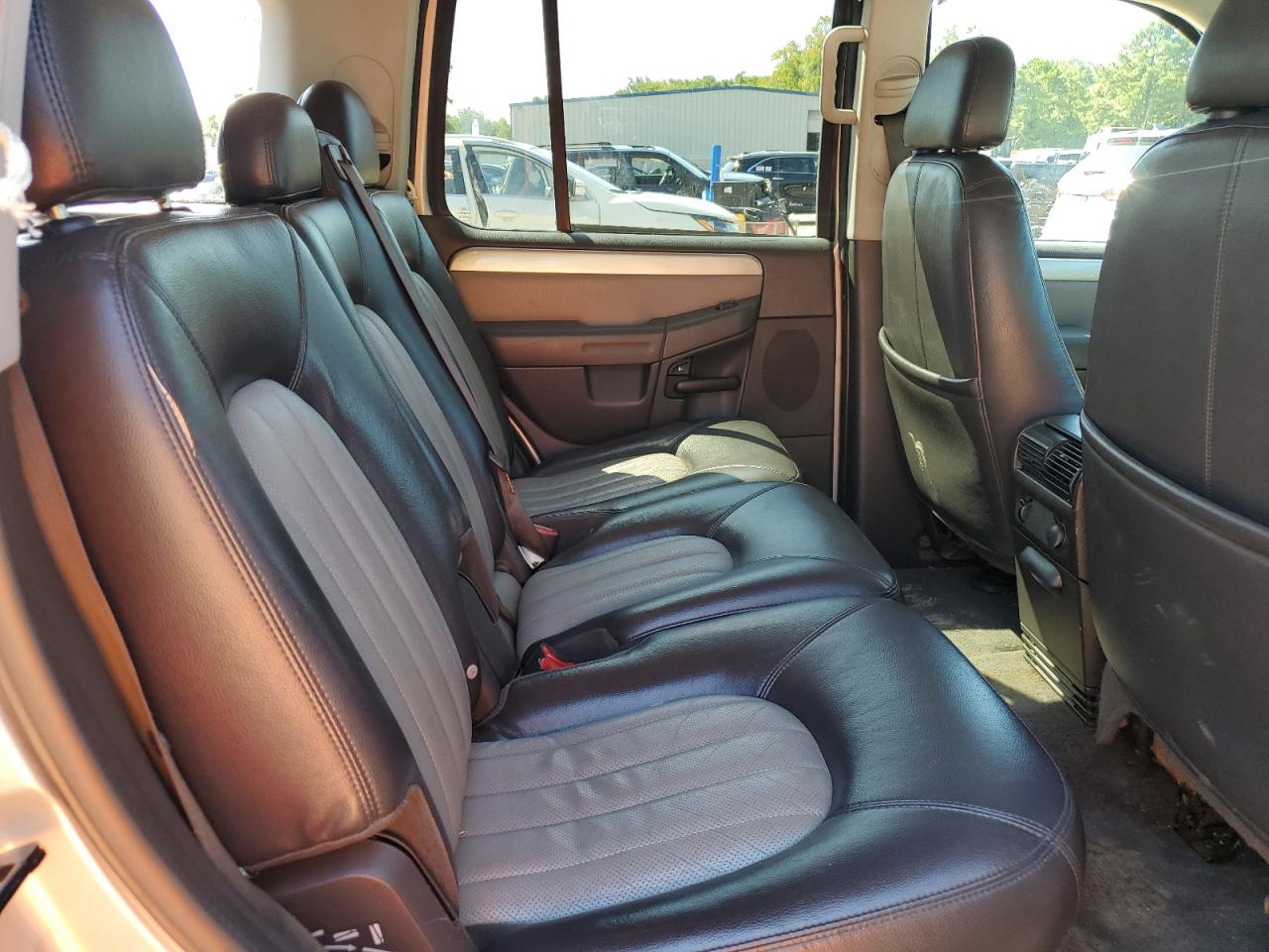 2004 Mercury Mountaineer VIN: 4M2DU86W84ZJ37957 Lot: 80941125