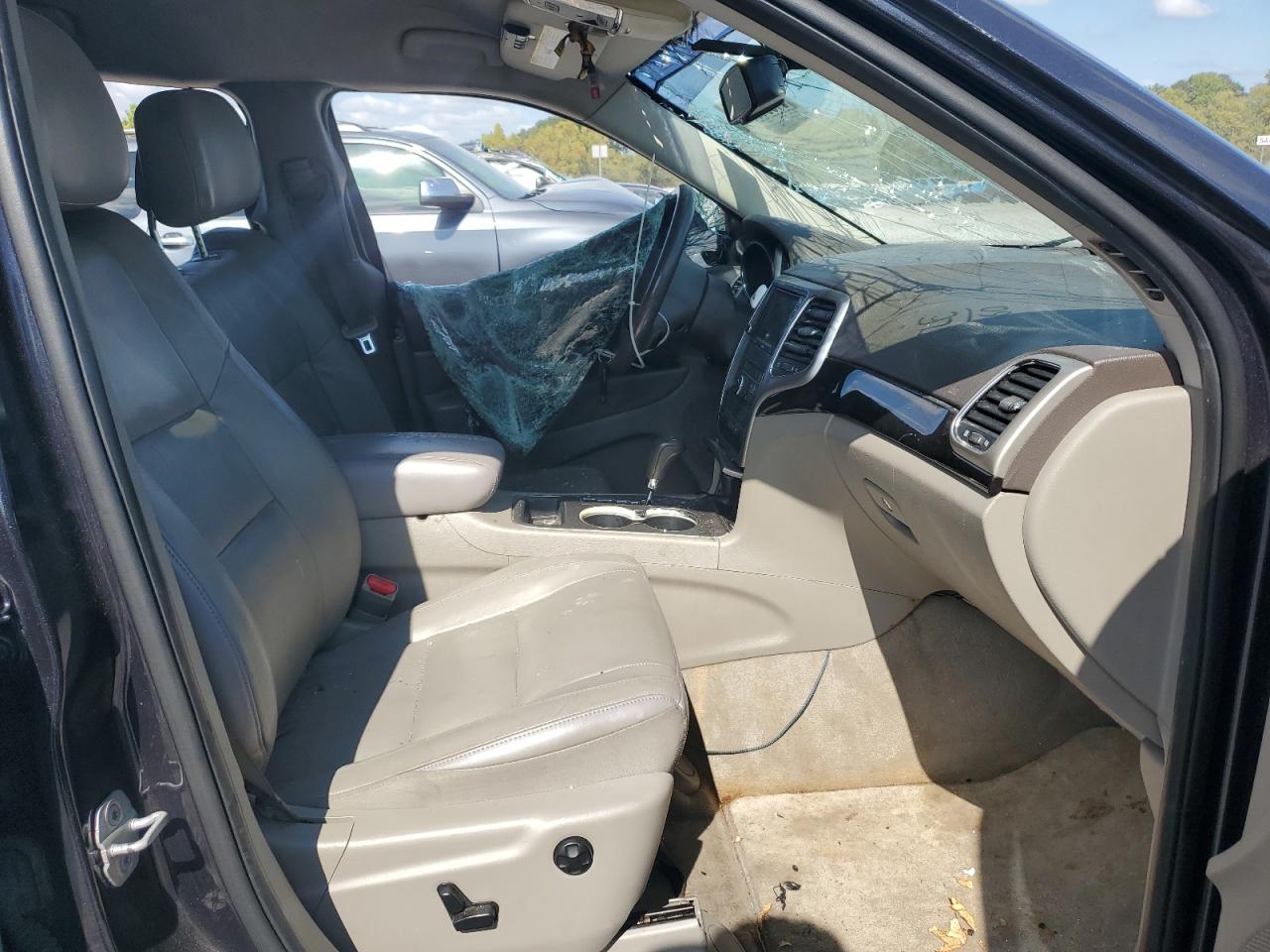 2012 Jeep Grand Cherokee Laredo VIN: 1C4RJFAG1CC318778 Lot: 81851565