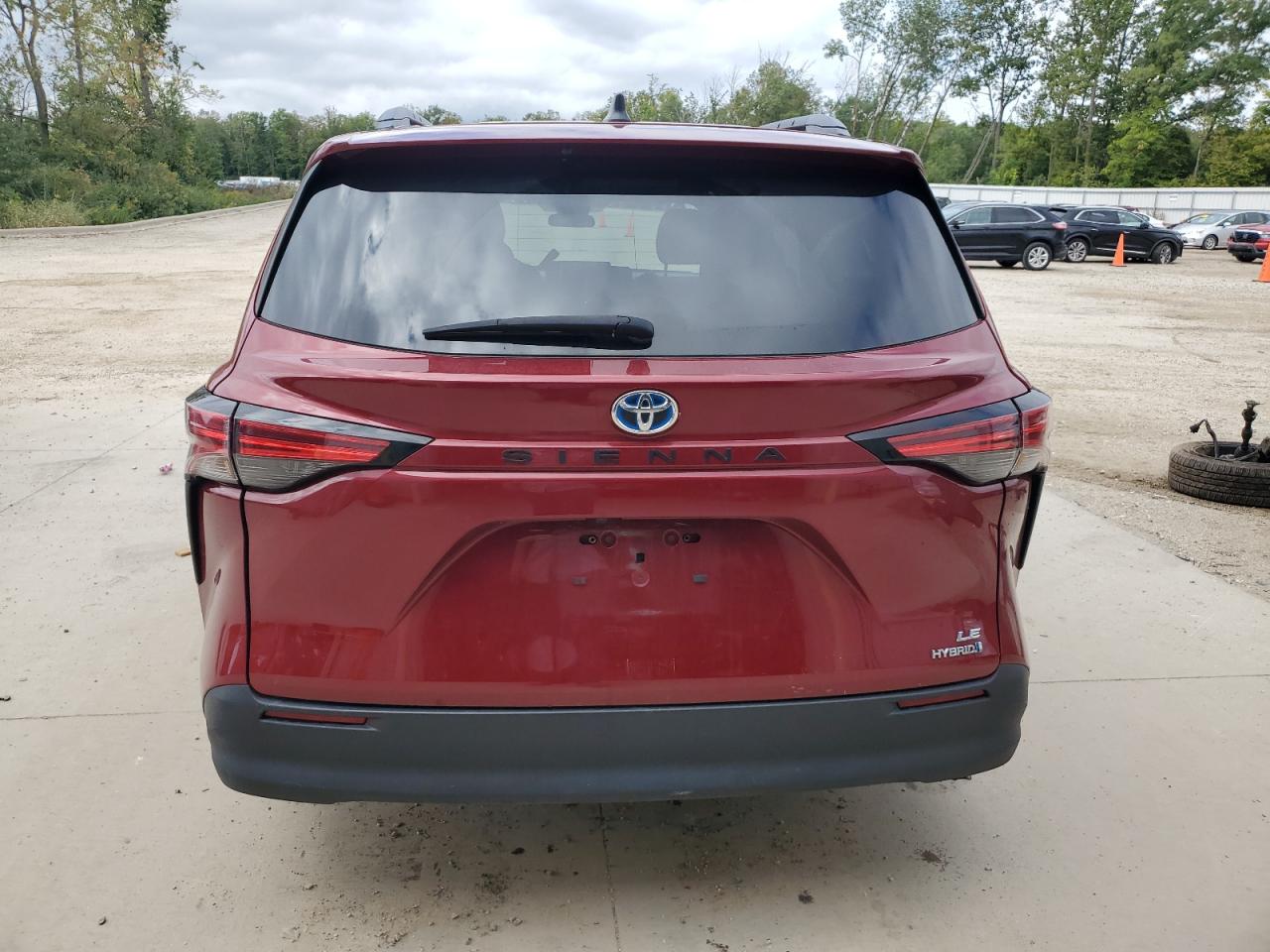 2022 Toyota Sienna Le VIN: 5TDKRKECXNS114654 Lot: 82055435