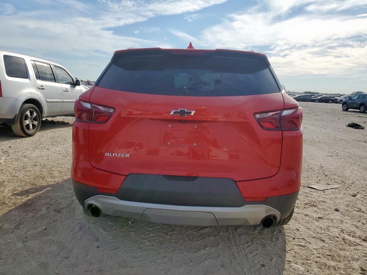 2019 Chevrolet Blazer 2Lt VIN: 3GNKBCRS9KS696546 Lot: 84589845