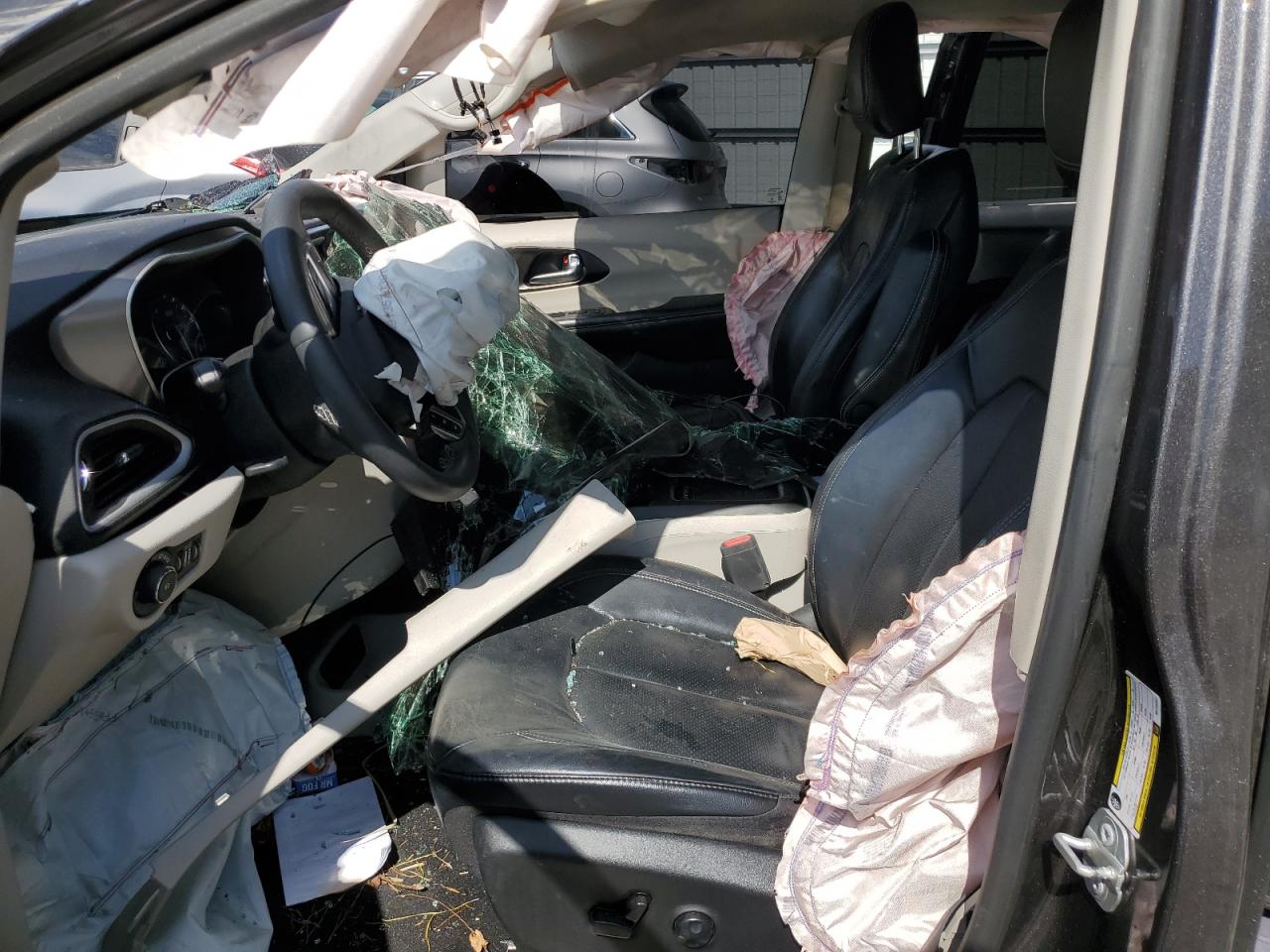 2022 Chrysler Pacifica Touring L VIN: 2C4RC1BG7NR122267 Lot: 71066135