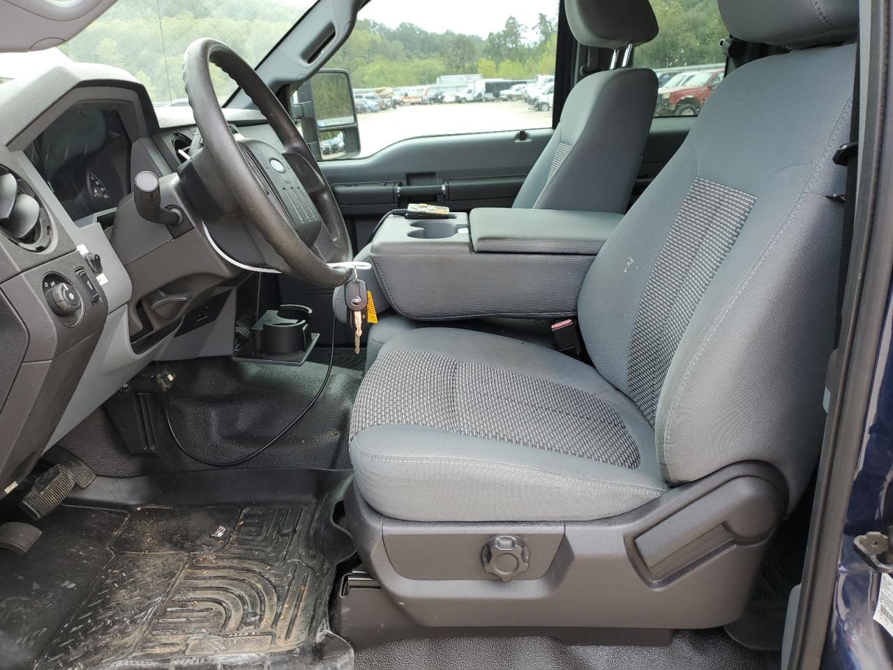2011 Ford F250 Super Duty VIN: 1FT7X2B65BEB23001 Lot: 80815835