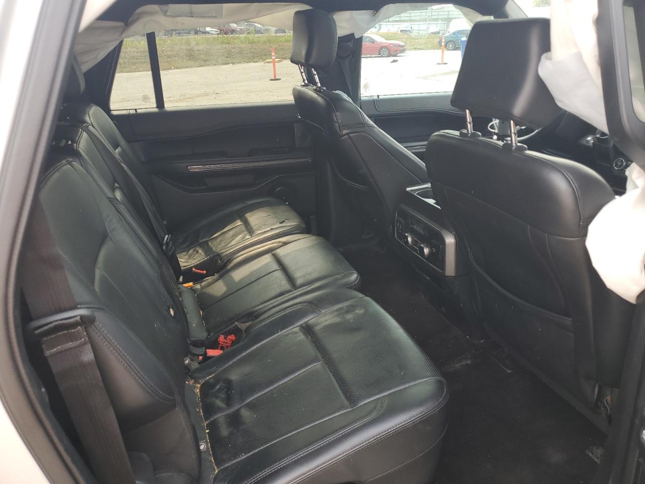 2018 Ford Expedition Max Xlt VIN: 1FMJK1JT8JEA34930 Lot: 71547105