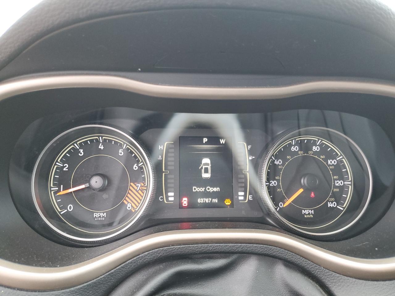 2015 Jeep Cherokee Latitude VIN: 1C4PJMCS3FW605846 Lot: 80057075