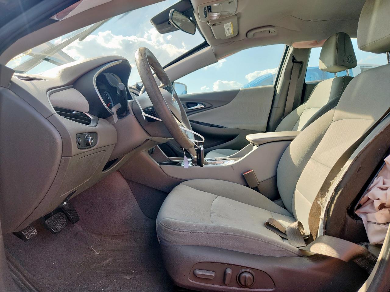 2019 Chevrolet Malibu Ls VIN: 1G1ZC5ST1KF210375 Lot: 71547195