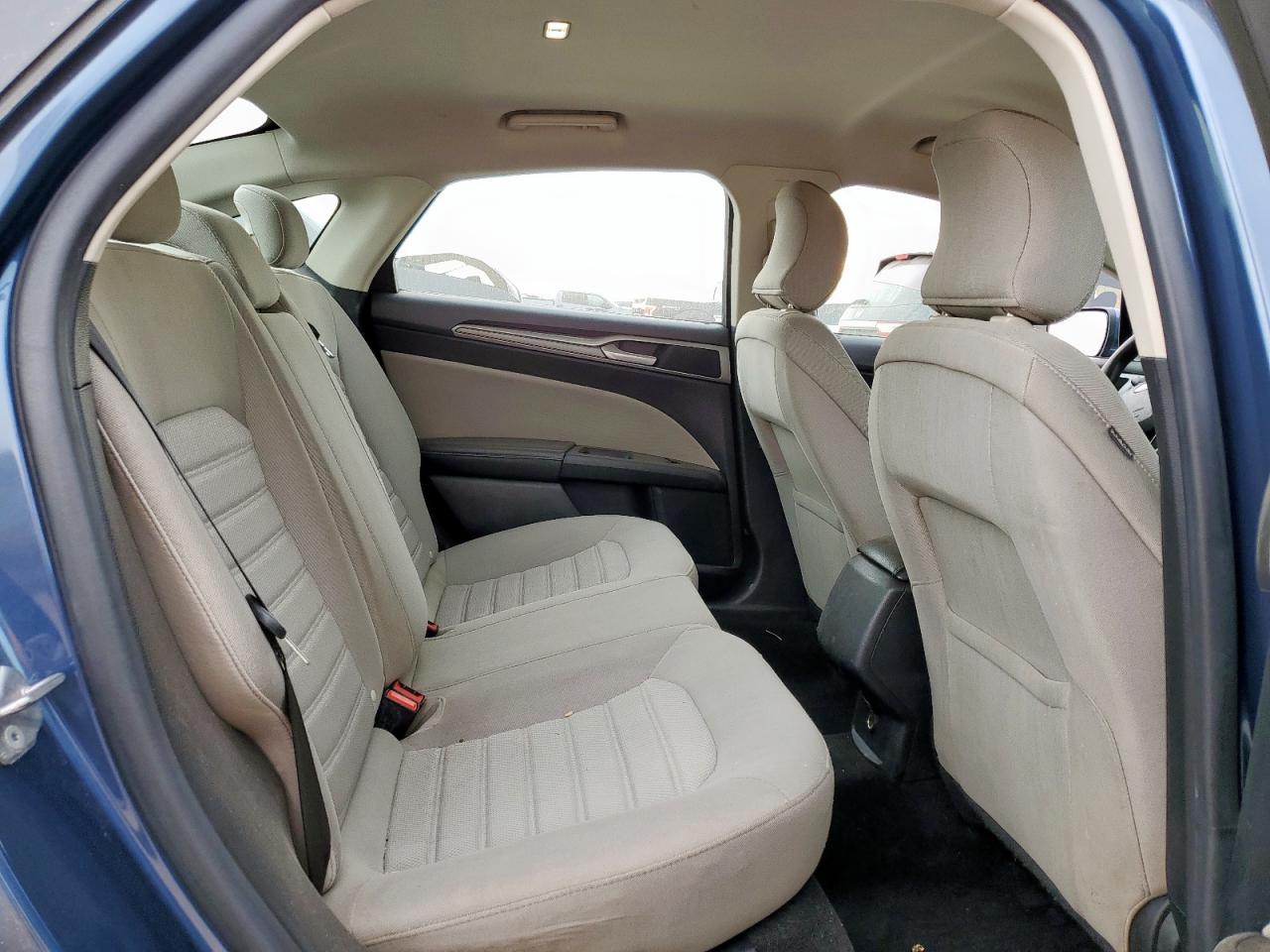 2019 Ford Fusion S VIN: 3FA6P0G70KR250551 Lot: 81039475