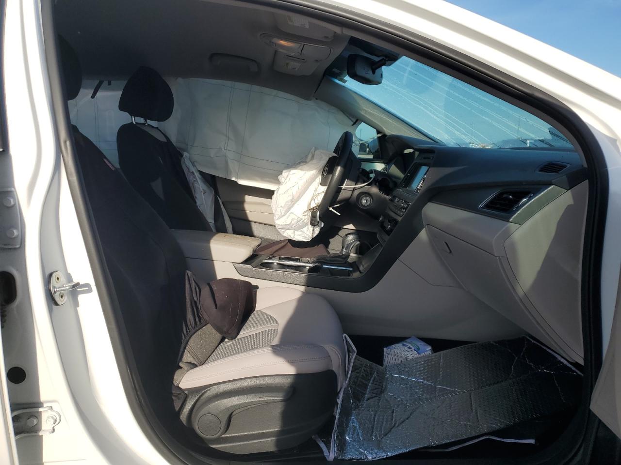 2017 Hyundai Sonata Se VIN: 5NPE24AFXHH537466 Lot: 82045485