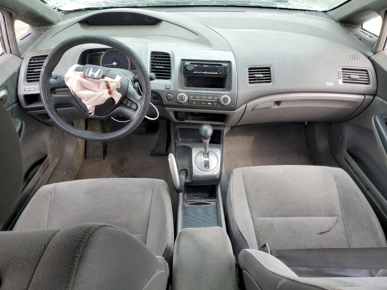 2007 Honda Civic Lx VIN: 1HGFA165X7L137487 Lot: 71702435