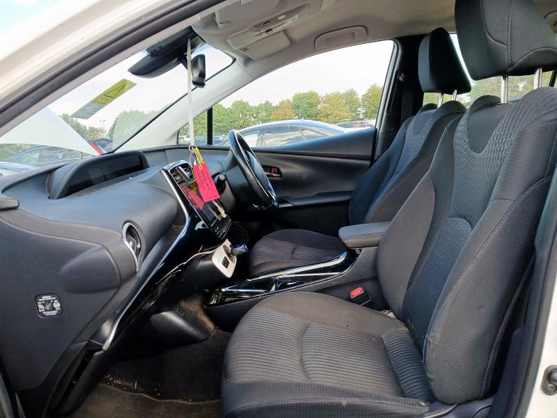 2017 TOYOTA PRIUS BUSINESS ED + PHEV 